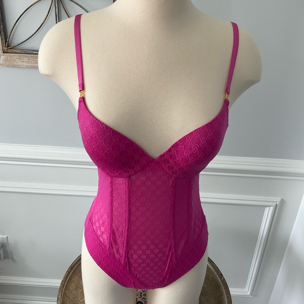 Victoria secret - Picture 2 of 5